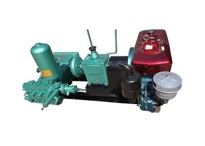 Pompa di fango Triplex di serie del diaframma BW150 BW per uso della macchina della trivellazione dell'acqua